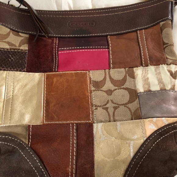 🚫SOLD🚫Coach Patchwork Holiday Purse - Picture 7 of 8